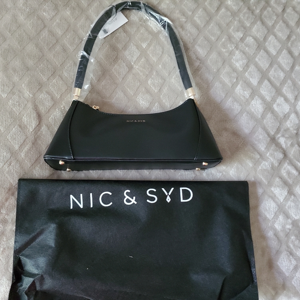 Nic & Syd Luna black purse